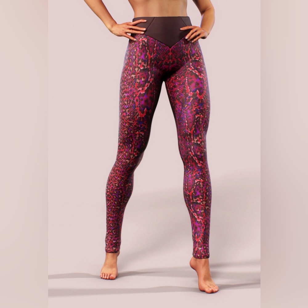 Bright Leopard Print Leggings by Booty Sculpted SZ:XLG     NEW NEVER WORN